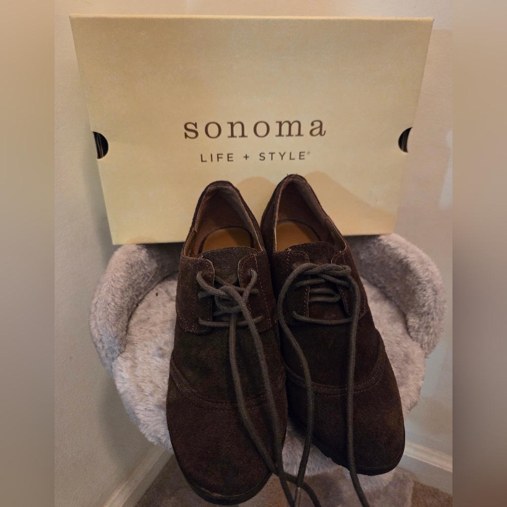 Sonoma Womens Dark Brown Suede Shoe